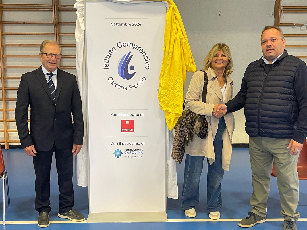 L'inaugurazione della scuola dedicata a Carolina Picchio.jpeg - {L'inaugurazione della scuola dedicata a Carolina Picchio.jpeg} - [26154]