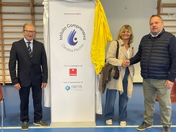 L'inaugurazione della scuola dedicata a Carolina Picchio.jpeg - {L'inaugurazione della scuola dedicata a Carolina Picchio.jpeg} - [26154]