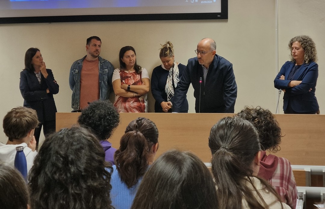 Rasero PARTENZA SERVIZIO CIVILE SETTEMBRE 2  2.jpg - {Rasero PARTENZA SERVIZIO CIVILE SETTEMBRE 2  2.jpg} - [26186]