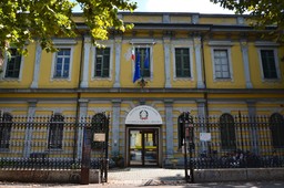 Liceo Novara.jpg - {Liceo Novara.jpg} - [26906]