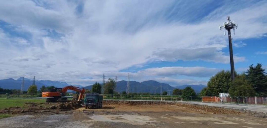 cantiere-palazzetto.jpeg - {cantiere-palazzetto.jpeg} - [27773]