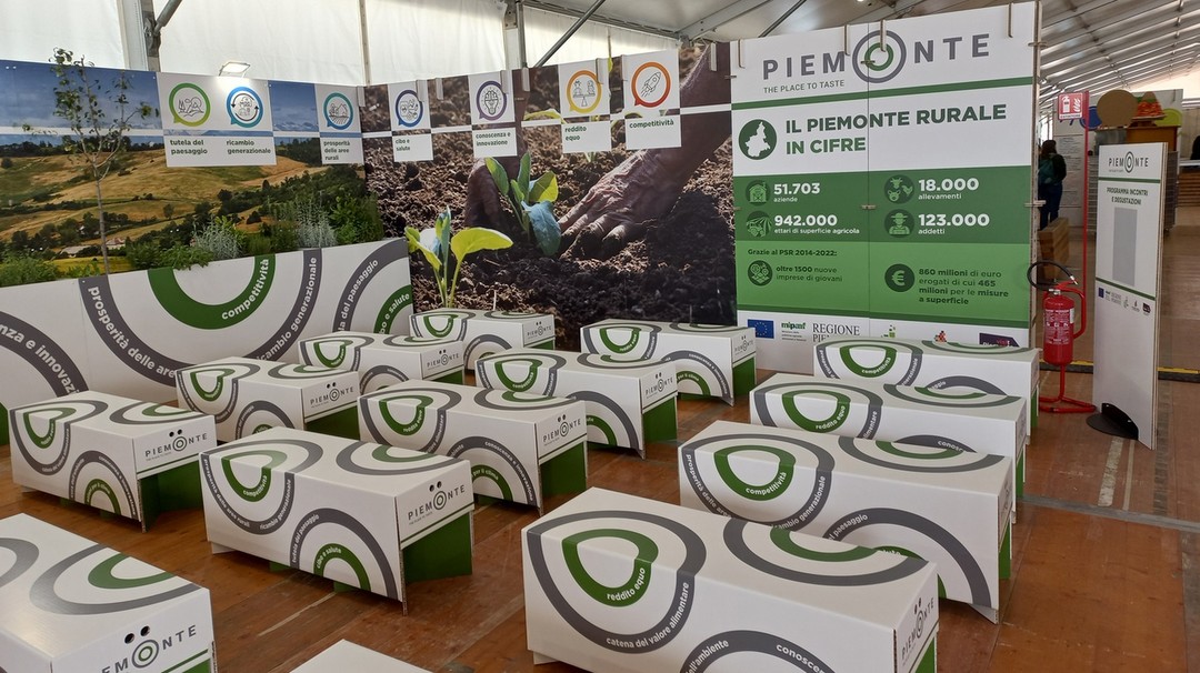 AreaPiemonteTerraMadre.jpg - {AreaPiemonteTerraMadre.jpg} - [27981]