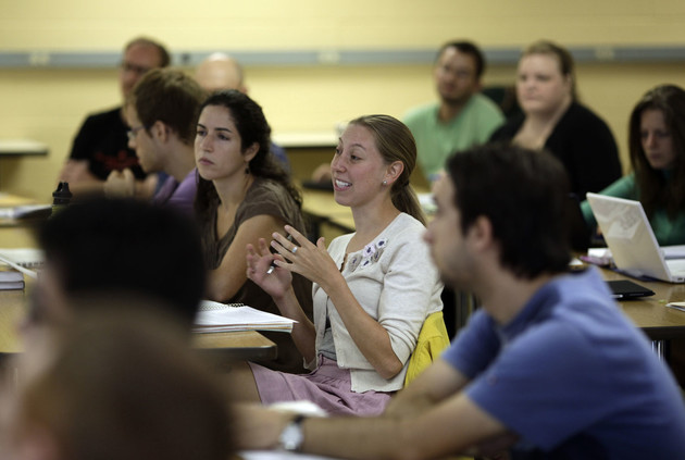 Foto scuola studenti.jpg - {Foto scuola studenti.jpg} - [28485]