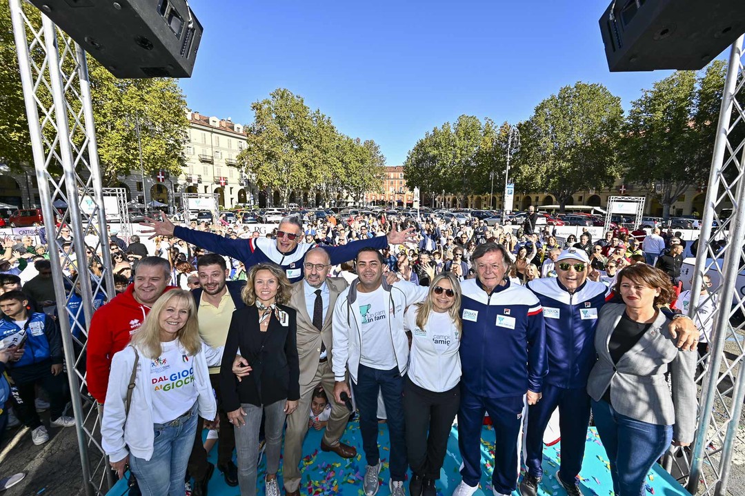 UnCampioneInFamiglia2.jpg - {UnCampioneInFamiglia2.jpg} - [28525]