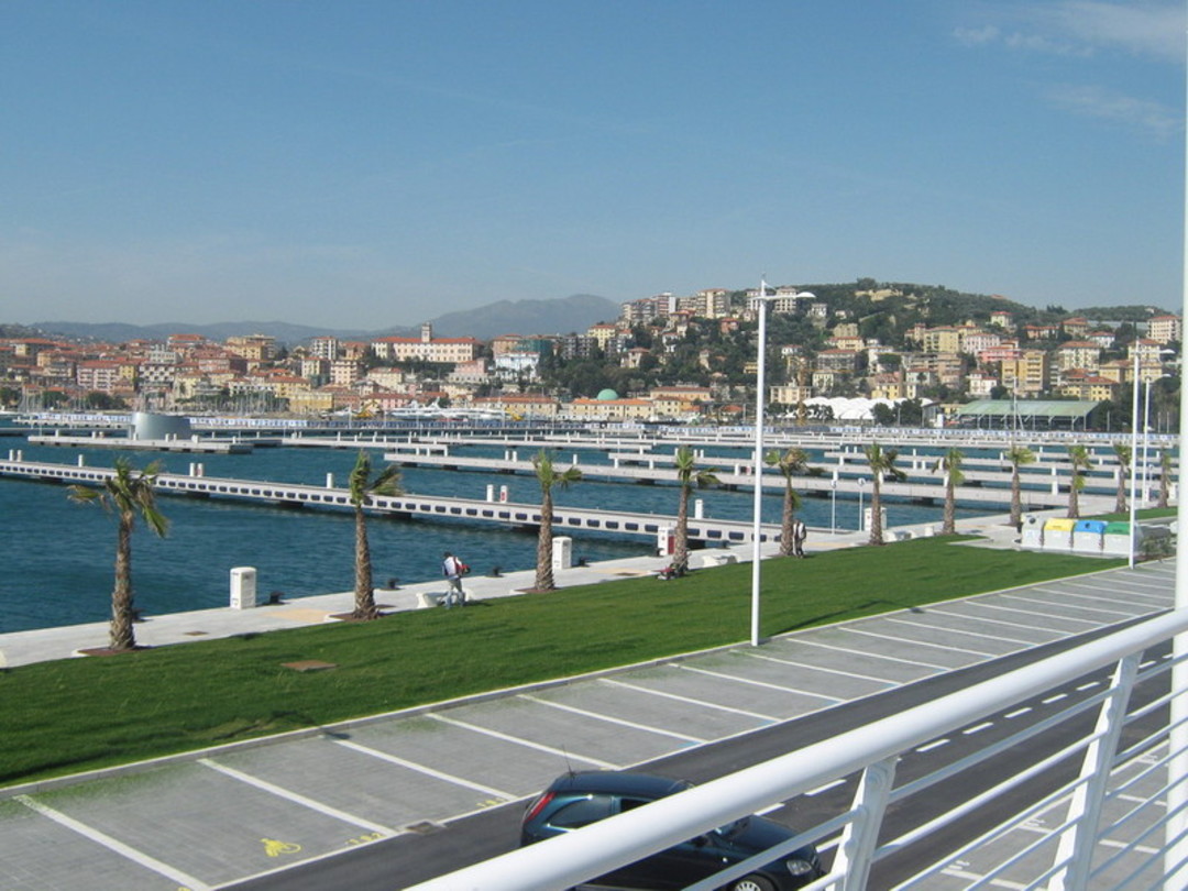 porto imperia.jpg - {porto imperia.jpg} - [2875]