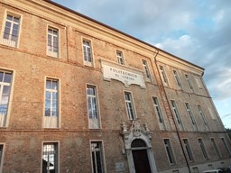 Immagine Poli1.jpg - {Immagine Poli1.jpg} - [29517]