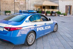 polizia.jpg - {polizia.jpg} - [29646]