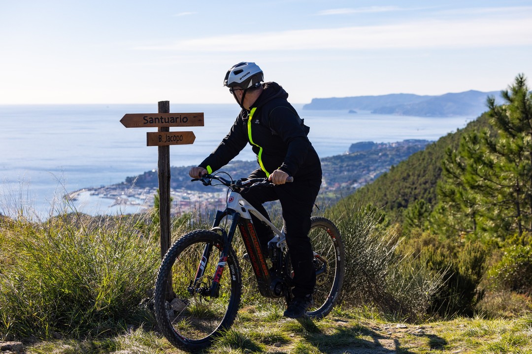 bici3.jpg - {bici3.jpg} - [30326]