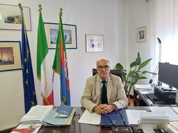 foto Cozzi (1).jpg - {foto Cozzi (1).jpg} - [3035]