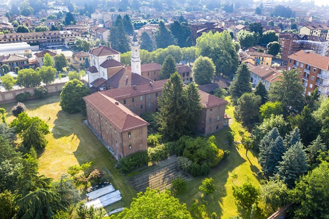 Bra_monastero_1_dallalto.jpg - {Bra_monastero_1_dallalto.jpg} - [30495]