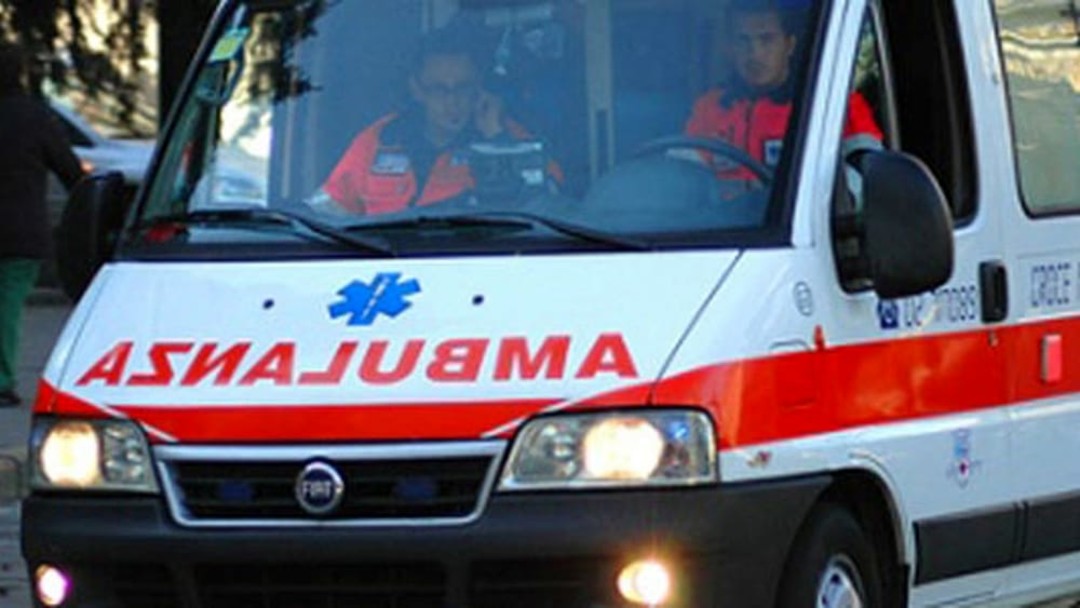 ambulanza.jpg - {ambulanza.jpg} - [30685]