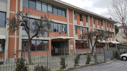 scuola-laigueglia.jpg - {scuola-laigueglia.jpg} - [32016]