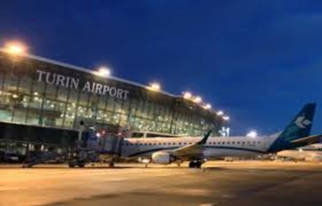 AeroportoTorino.jpeg - {AeroportoTorino.jpeg} - [32408]