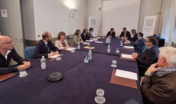 incontro confindustria Asti 2.JPG - {incontro confindustria Asti 2.JPG} - [32552]