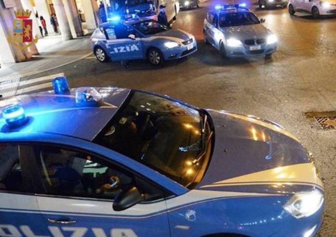 polizia.jpg - {polizia.jpg} - [32608]
