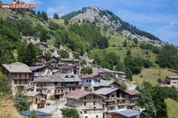 Immagine Castelmagno paese.jpg - {Immagine Castelmagno paese.jpg} - [32632]