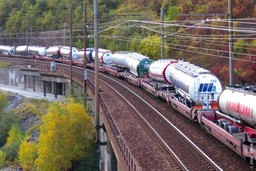 TrasportiTransfrontalieriMerci.jpg - {TrasportiTransfrontalieriMerci.jpg} - [32744]