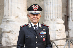 GeneraleDeVita.jpg - {GeneraleDeVita.jpg} - [33192]