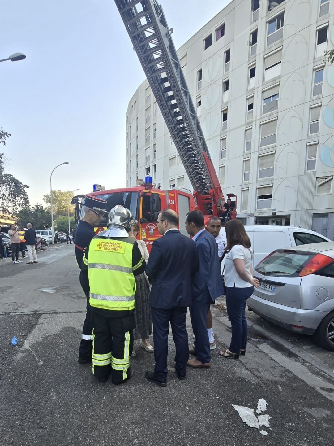 incendio nizza2.jpg - {incendio nizza2.jpg} - [3419]