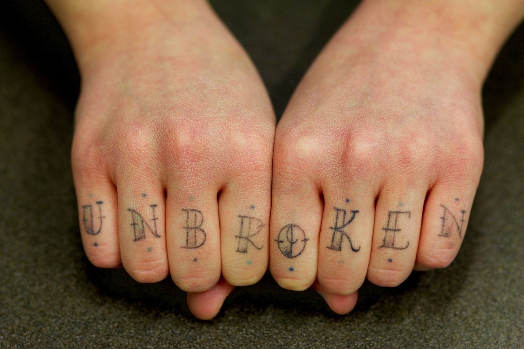 hands-1399552_1280.jpg - {hands-1399552_1280.jpg} - [34596]