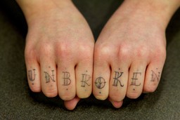 hands-1399552_1280.jpg - {hands-1399552_1280.jpg} - [34596]