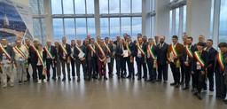 GruppoSindaciAccordiProgramma.jpg - {GruppoSindaciAccordiProgramma.jpg} - [35366]