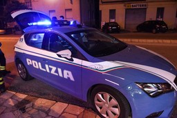 polizia.jpg - {polizia.jpg} - [3572]