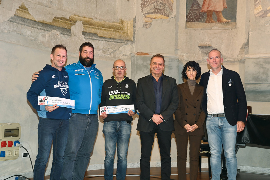 Premiazione associazioni sportive.jpg - {Premiazione associazioni sportive.jpg} - [35864]
