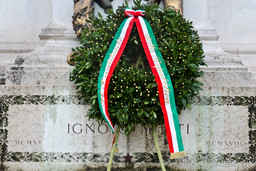 Corona d'Alloro.jpg - {Corona d'Alloro.jpg} - [38067]