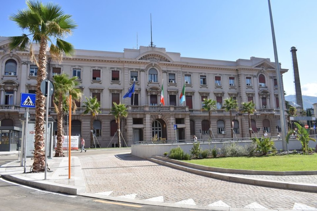 ospedale san martino genova.jpg - {ospedale san martino genova.jpg} - [39792]