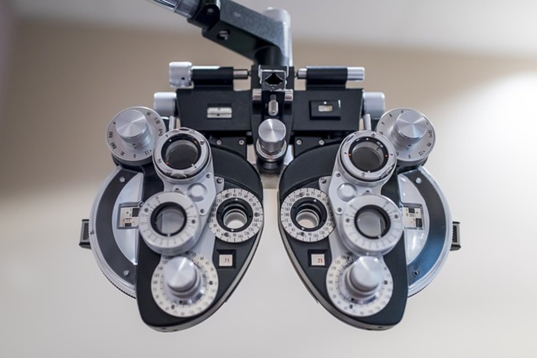 Oculista.jpg - {Oculista.jpg} - [39960]