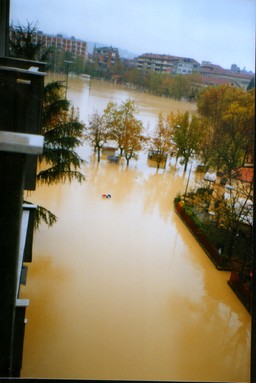 Immagine Alluvione 1994.jpg - {Immagine Alluvione 1994.jpg} - [40961]