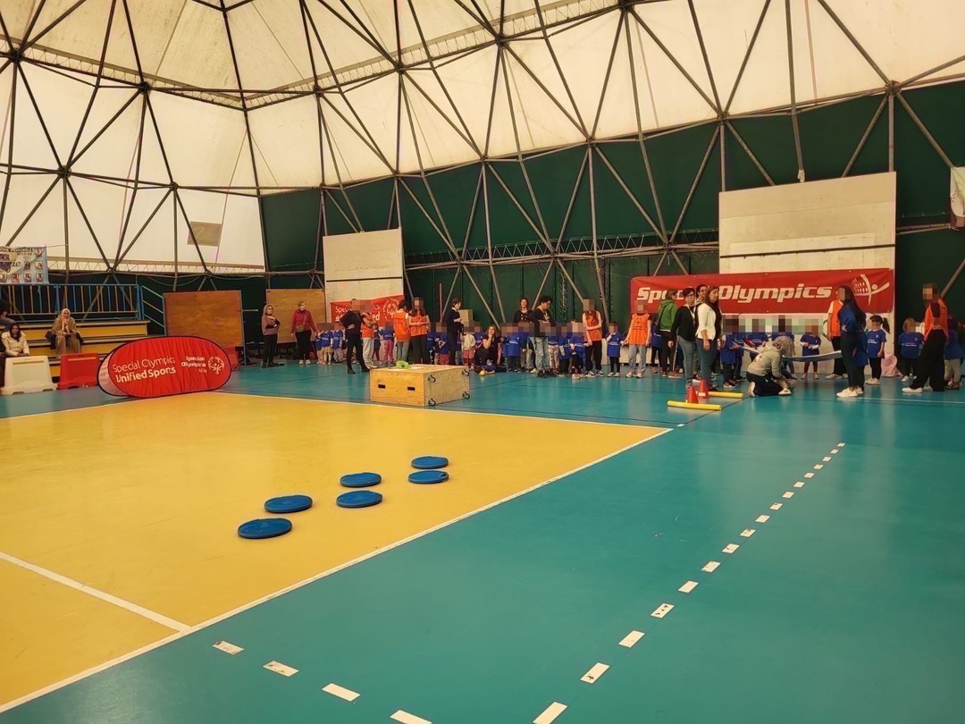 Special_Olympics_1.jpg - {Special_Olympics_1.jpg} - [41649]