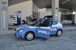 polizia.jpg - {polizia.jpg} - [42044]