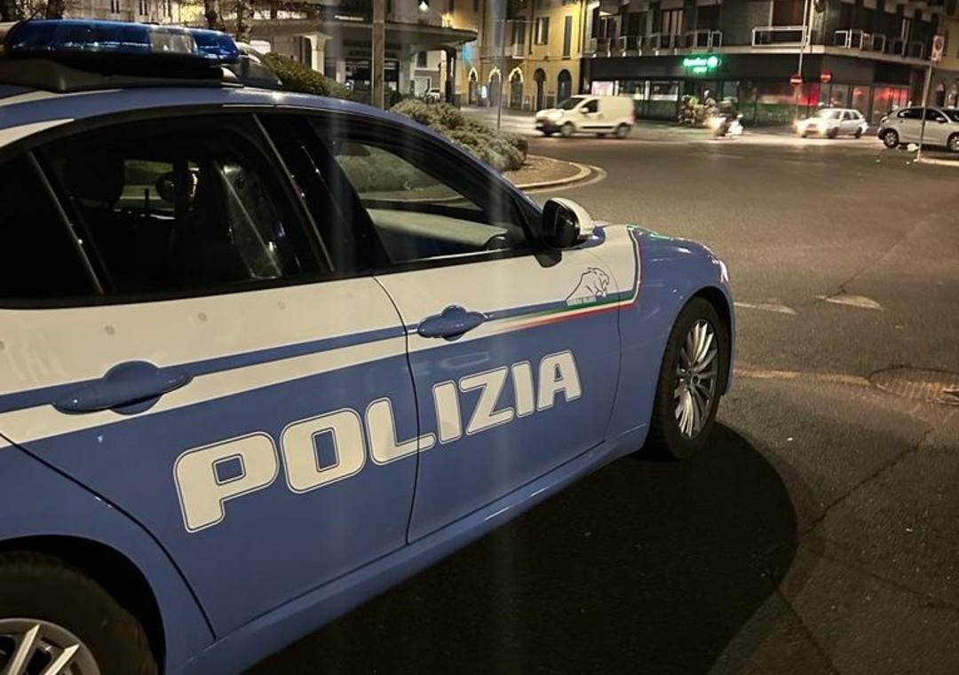 polizia-stato-como.jpg - {polizia-stato-como.jpg} - [42984]