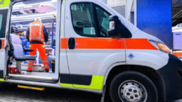 ambulanza.png - {ambulanza.png} - [44282]