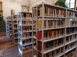 Biblioteca ScaffalatureNuove.jpg - {Biblioteca ScaffalatureNuove.jpg} - [44586]
