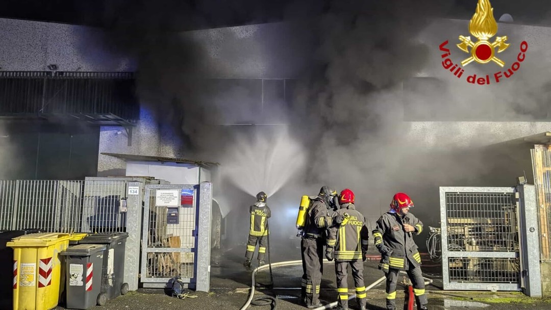 IncendioVolpiano.jpg - {IncendioVolpiano.jpg} - [44972]