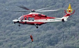 Drago 150 Vigili del Fuoco.jpg - {Drago 150 Vigili del Fuoco.jpg} - [45012]