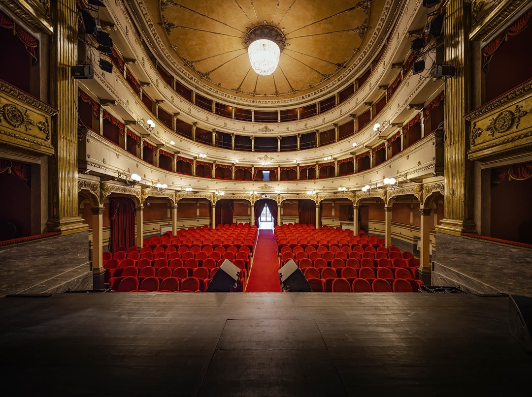 Teatro Toselli.jpg - {Teatro Toselli.jpg} - [45572]