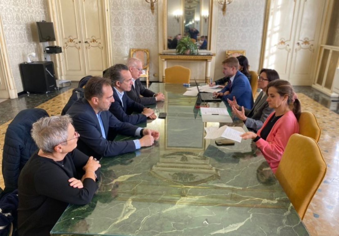 incontro in prefettura.jpg - {incontro in prefettura.jpg} - [45812]