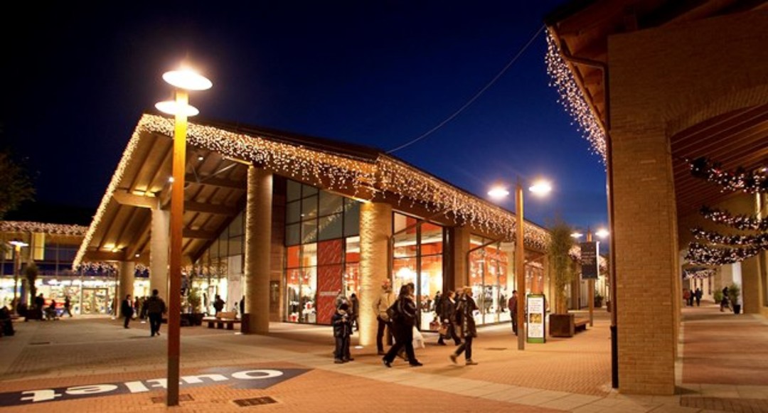 Mondovicino-Natale.jpg - {Mondovicino-Natale.jpg} - [47111]