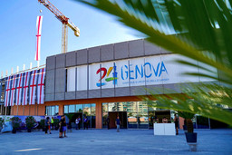 Palasport_di_Genova,_esterni,_2024_-_01.jpg - {Palasport_di_Genova,_esterni,_2024_-_01.jpg} - [48451]