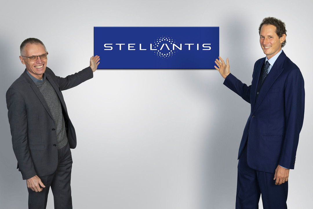 Da sinistra, Carlos Tavares e John Elkann.jpg - {Da sinistra, Carlos Tavares e John Elkann.jpg} - [49011]