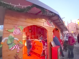Immagine casetta babbo natale .jpg - {Immagine casetta babbo natale .jpg} - [49555]