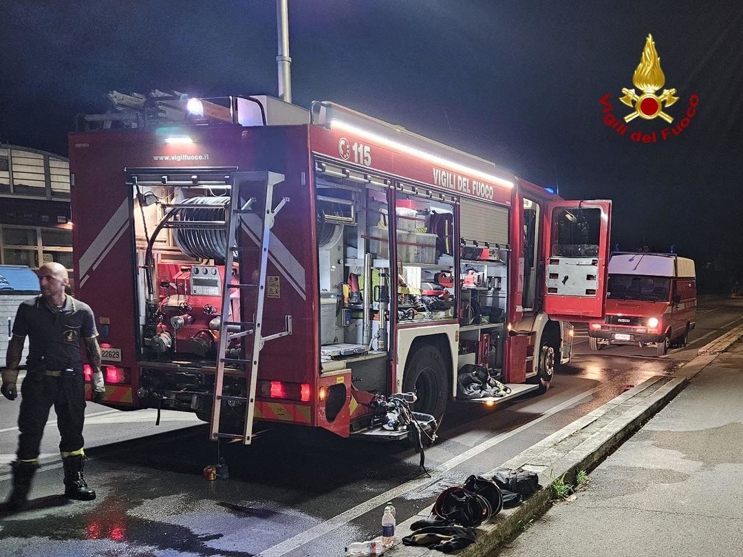 vigili del fuoco.jpg - {vigili del fuoco.jpg} - [50291]