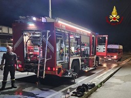 vigili del fuoco.jpg - {vigili del fuoco.jpg} - [50291]