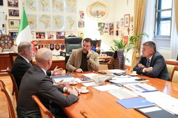 bucci salvini rixi.jpg - {bucci salvini rixi.jpg} - [51919]