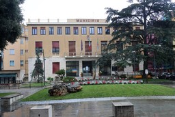Vado Ligure Comune municipio.jpg - {Vado Ligure Comune municipio.jpg} - [52343]