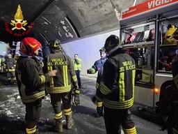 incendio .jpg - {incendio .jpg} - [52487]